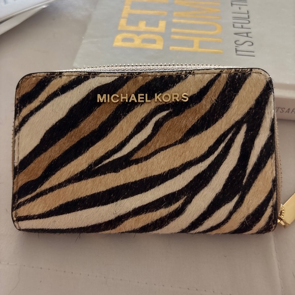 Ladies wallet - Picture 1 of 3